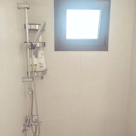 公寓 In Rhodes Town And Near The