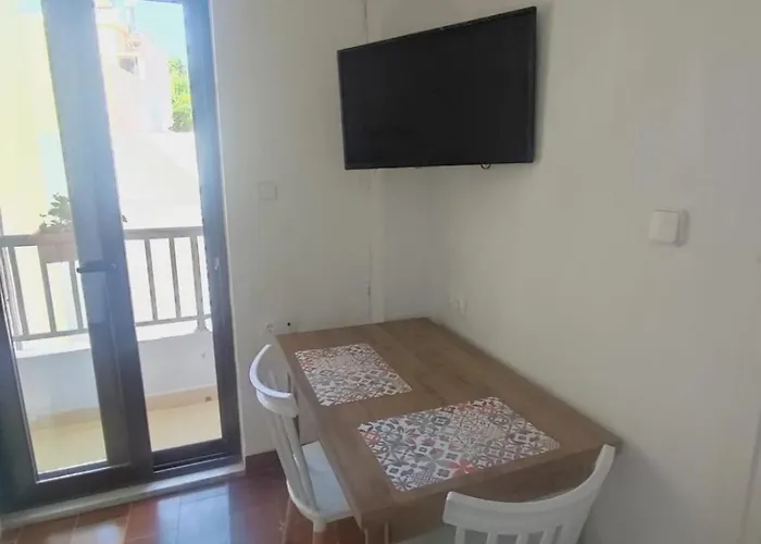 Apartman In Rhodes Town And Near The Rhodes City