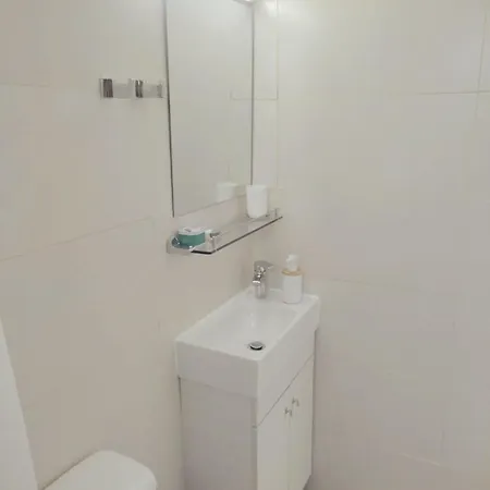 In Rhodes Town And Near The Lägenhet Rhodes City