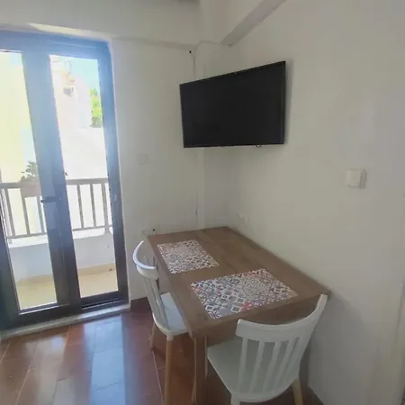 Apartman In Rhodes Town And Near The Rhodes City